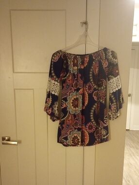 WinWin Navy Multicolor Paisley Crochet Sleeve Tunic